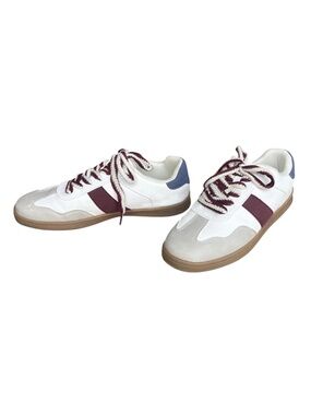 American Eagle Retro Sneaker- Never Worn